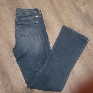 KanCan jeans size 9/28, 31"inseam